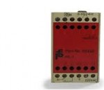 Isolating switch amplifier for 3-wire  sensors